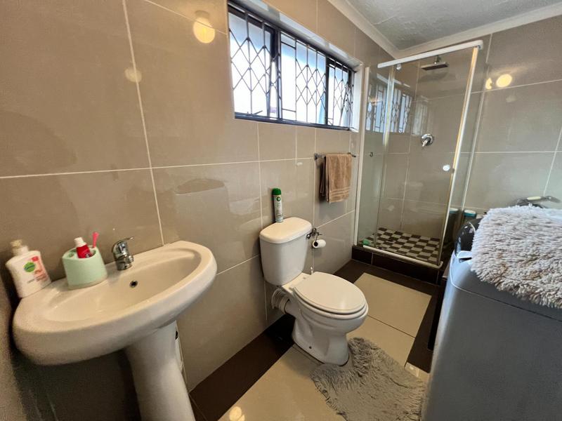 3 Bedroom Property for Sale in Kwamashu KwaZulu-Natal