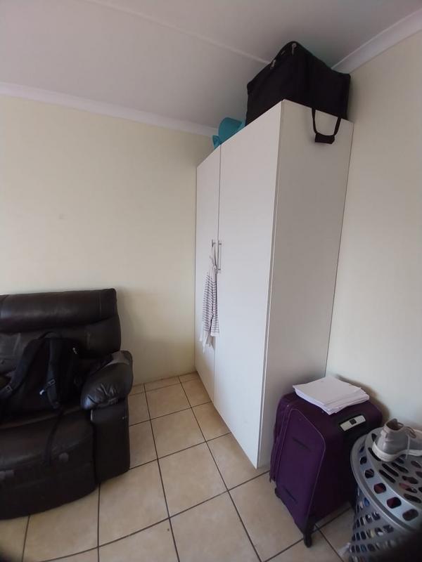 To Let 2 Bedroom Property for Rent in Avoca KwaZulu-Natal