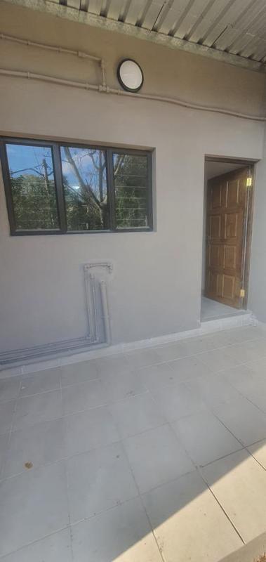 To Let 1 Bedroom Property for Rent in Avoca KwaZulu-Natal