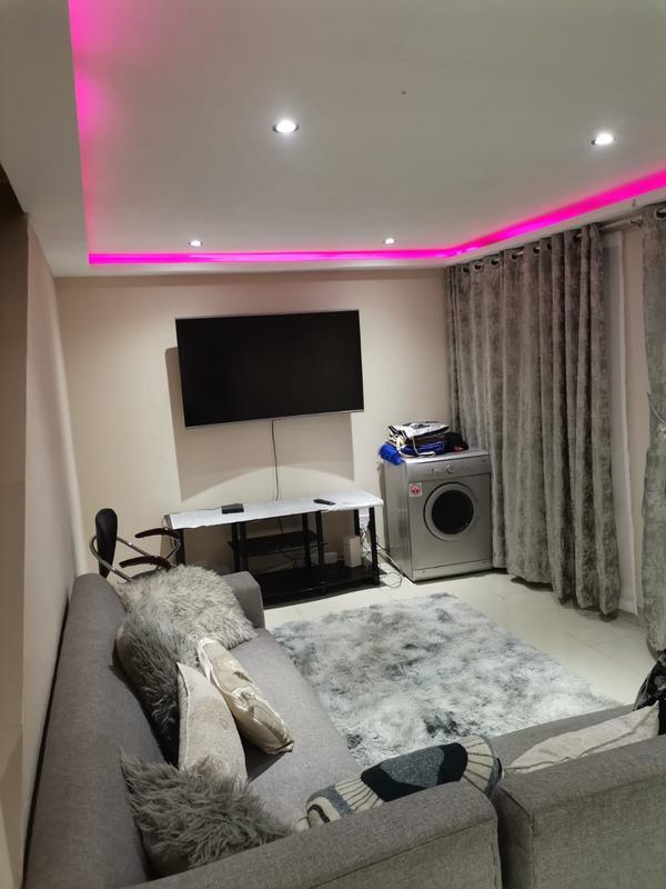 To Let 2 Bedroom Property for Rent in Greenbury KwaZulu-Natal