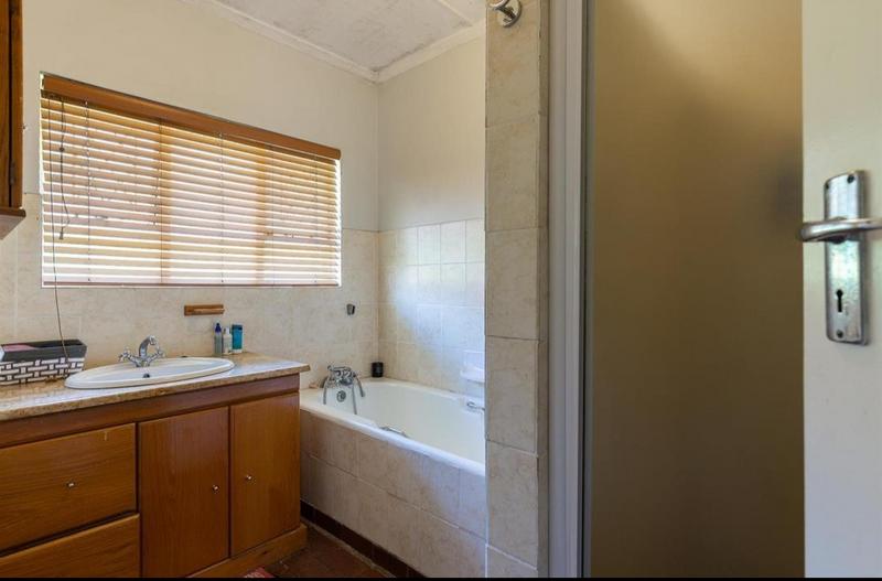 To Let 4 Bedroom Property for Rent in Umgeni Park KwaZulu-Natal