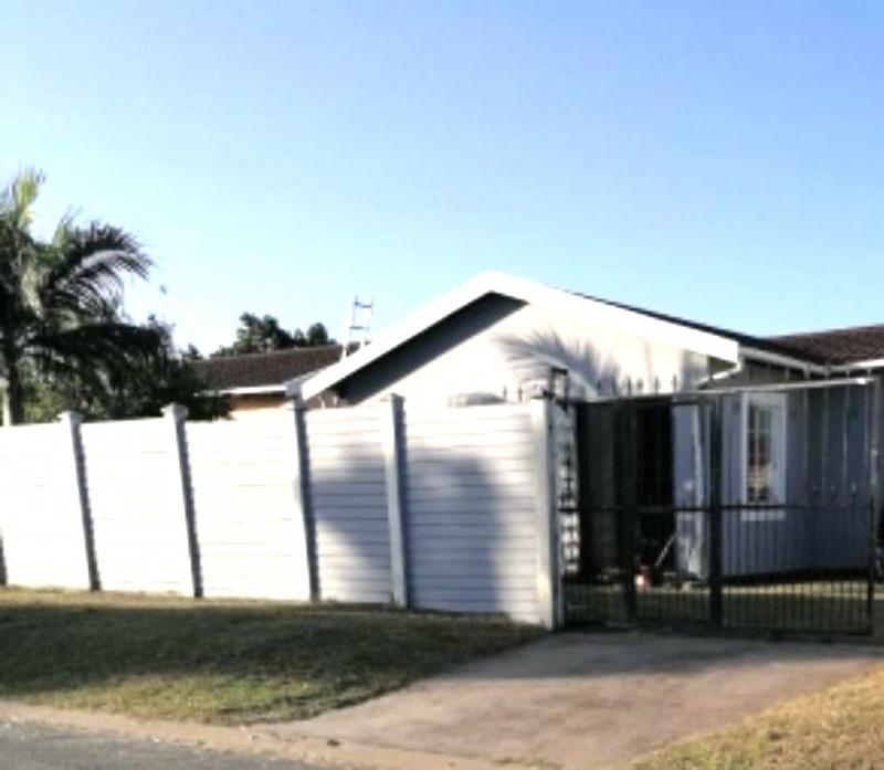 3 Bedroom Property for Sale in Aquadene KwaZulu-Natal
