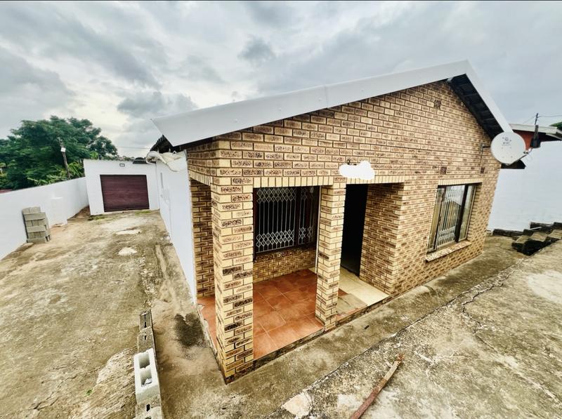 3 Bedroom Property for Sale in Kwamashu KwaZulu-Natal