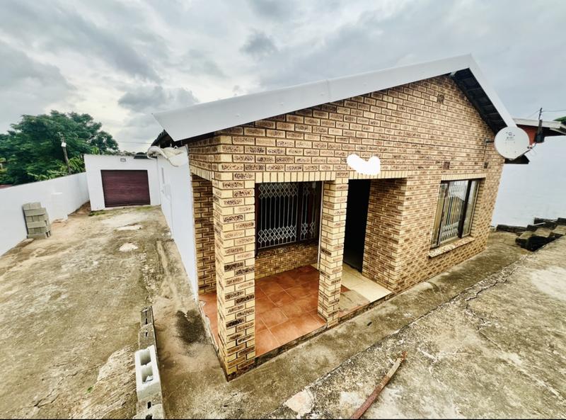 3 Bedroom Property for Sale in Kwamashu KwaZulu-Natal