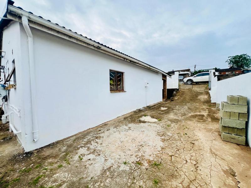 3 Bedroom Property for Sale in Kwamashu KwaZulu-Natal