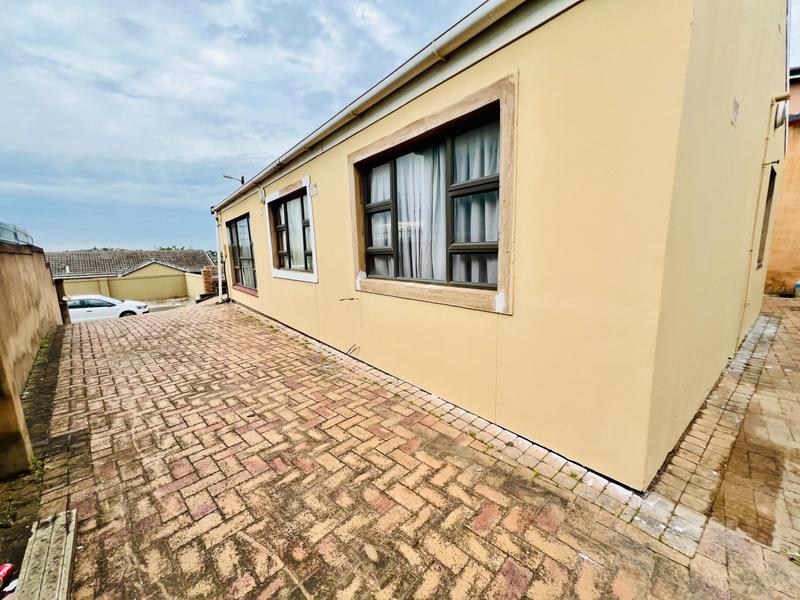 3 Bedroom Property for Sale in Newlands East KwaZulu-Natal