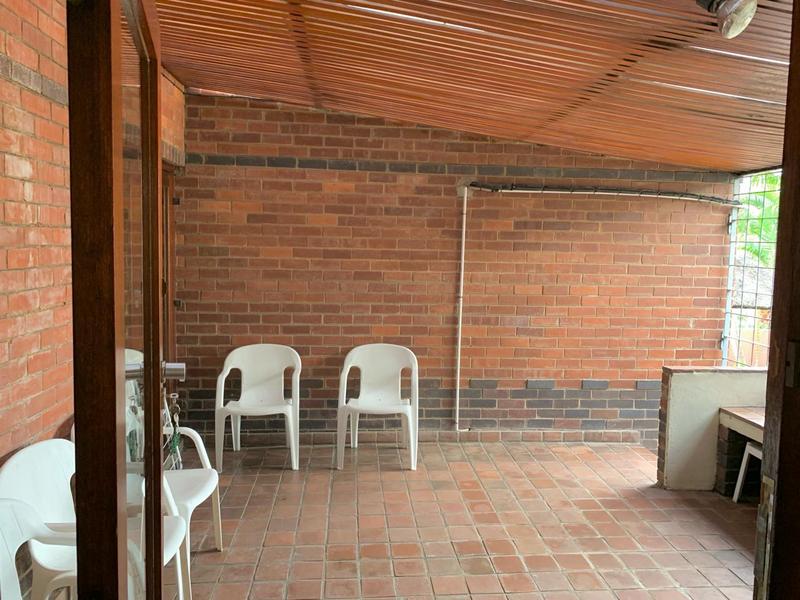 5 Bedroom Property for Sale in Reservoir Hills KwaZulu-Natal