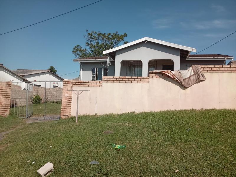 4 Bedroom Property for Sale in Gamalakhe KwaZulu-Natal