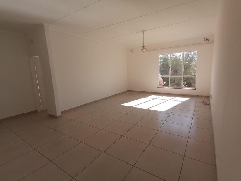 2 Bedroom Property for Sale in Empangeni Central KwaZulu-Natal