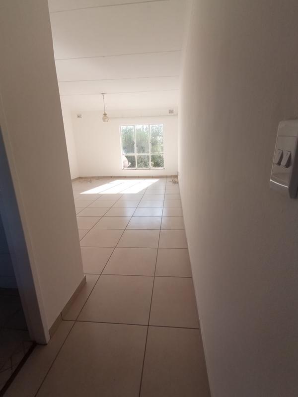 2 Bedroom Property for Sale in Empangeni Central KwaZulu-Natal