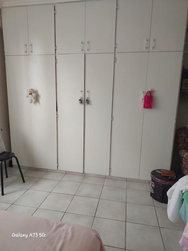 1 Bedroom Property for Sale in North Beach KwaZulu-Natal