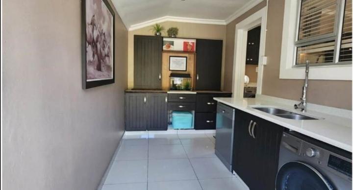 4 Bedroom Property for Sale in Birdswood KwaZulu-Natal