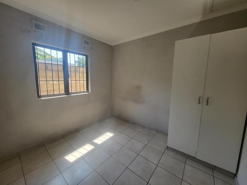 10 Bedroom Property for Sale in Lotusville KwaZulu-Natal