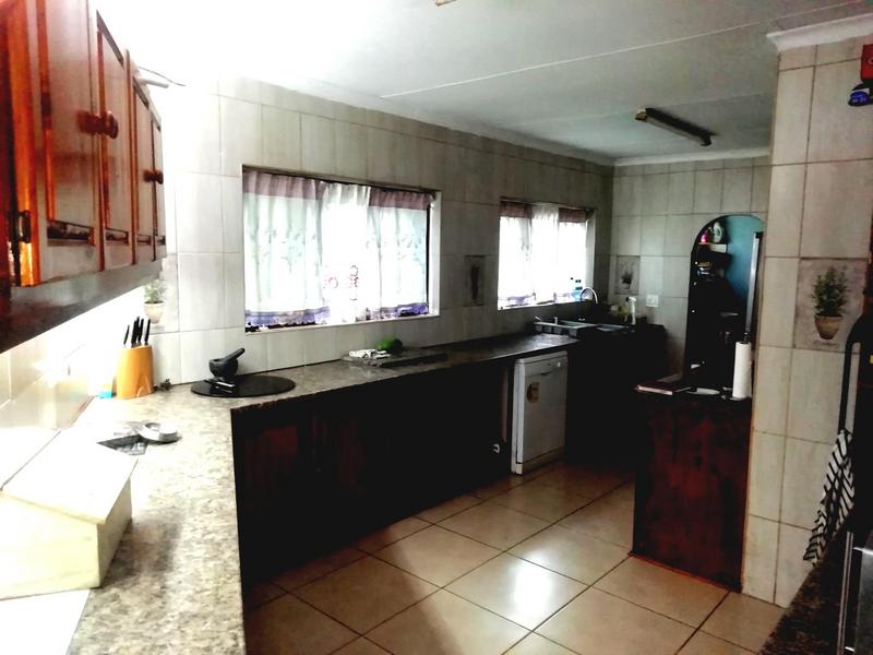 7 Bedroom Property for Sale in Widenham KwaZulu-Natal