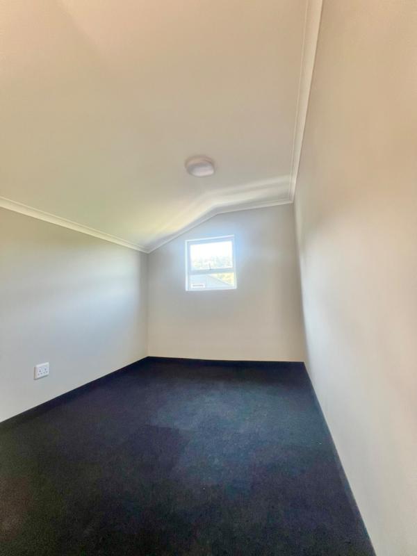 1 Bedroom Property for Sale in Chase Valley KwaZulu-Natal