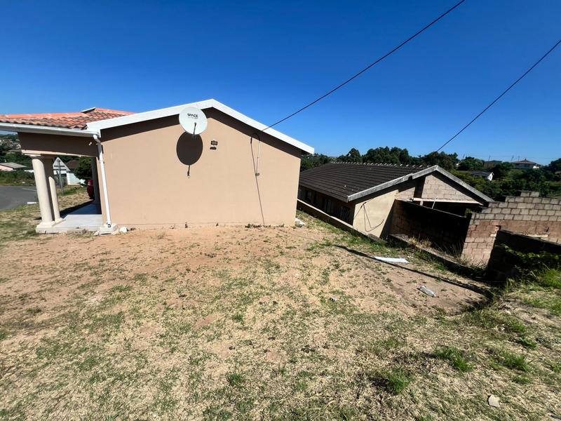 2 Bedroom Property for Sale in Illovo KwaZulu-Natal