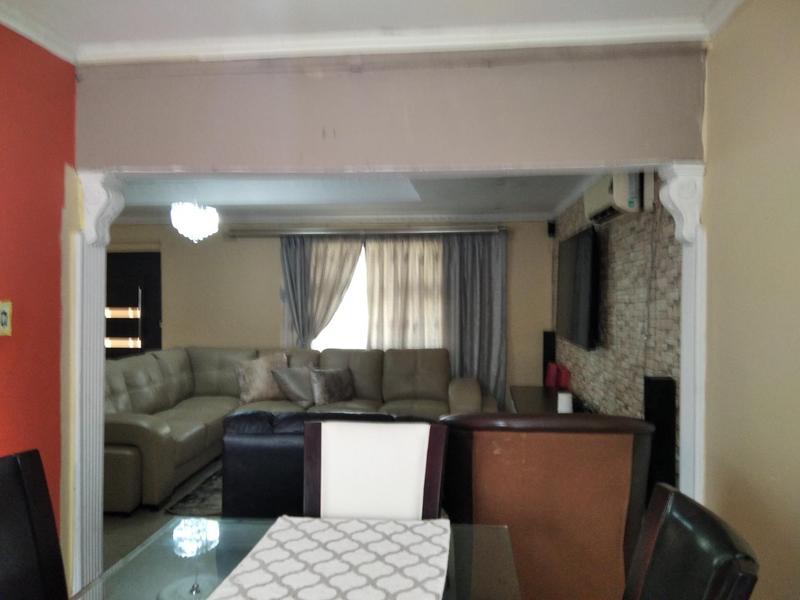4 Bedroom Property for Sale in Fannin KwaZulu-Natal