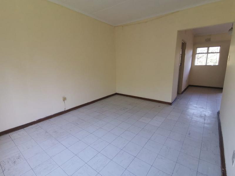 2 Bedroom Property for Sale in Empangeni Central KwaZulu-Natal