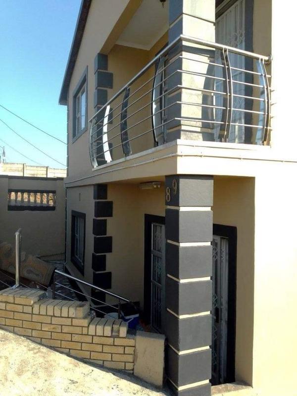 6 Bedroom Property for Sale in Newlands KwaZulu-Natal