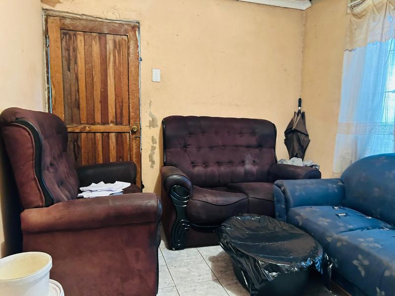 2 Bedroom Property for Sale in Lower Illovo KwaZulu-Natal