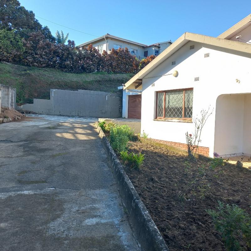 3 Bedroom Property for Sale in Umzinto KwaZulu-Natal