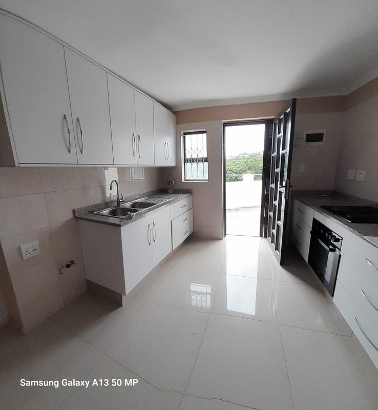 To Let 1 Bedroom Property for Rent in Silverglen KwaZulu-Natal