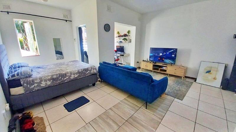 1 Bedroom Property for Sale in Glenwood KwaZulu-Natal