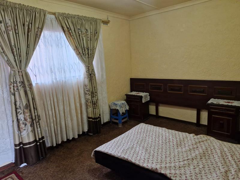 6 Bedroom Property for Sale in Burlington Heights KwaZulu-Natal