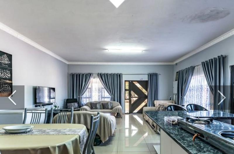 10 Bedroom Property for Sale in Ottawa KwaZulu-Natal