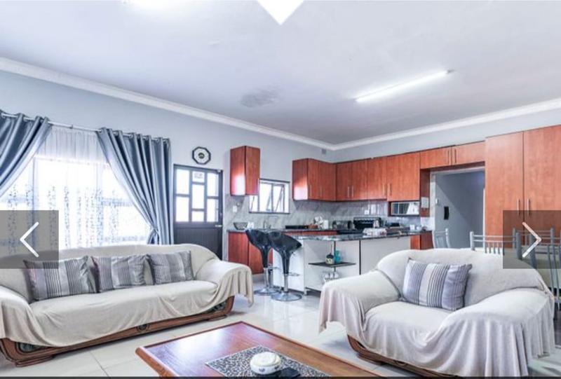 10 Bedroom Property for Sale in Ottawa KwaZulu-Natal