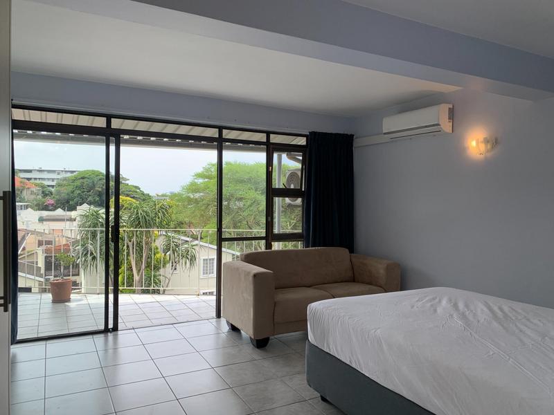 1 Bedroom Property for Sale in Essenwood KwaZulu-Natal