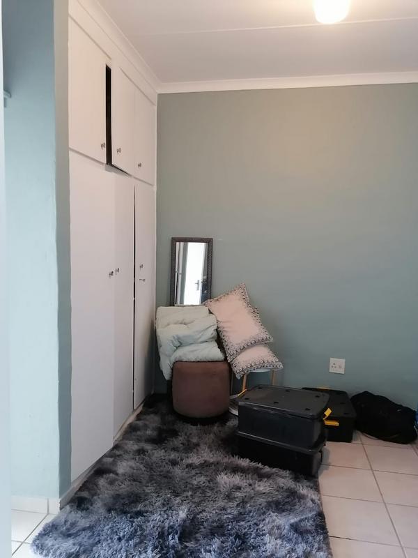 1 Bedroom Property for Sale in Freeland Park KwaZulu-Natal