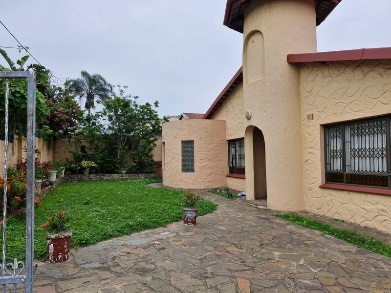 To Let 4 Bedroom Property for Rent in Umhlatuzana KwaZulu-Natal