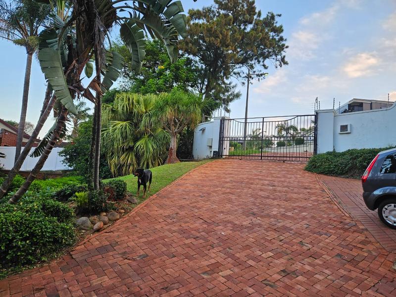 To Let 1 Bedroom Property for Rent in La Lucia KwaZulu-Natal