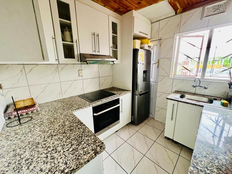 3 Bedroom Property for Sale in Kwamashu KwaZulu-Natal