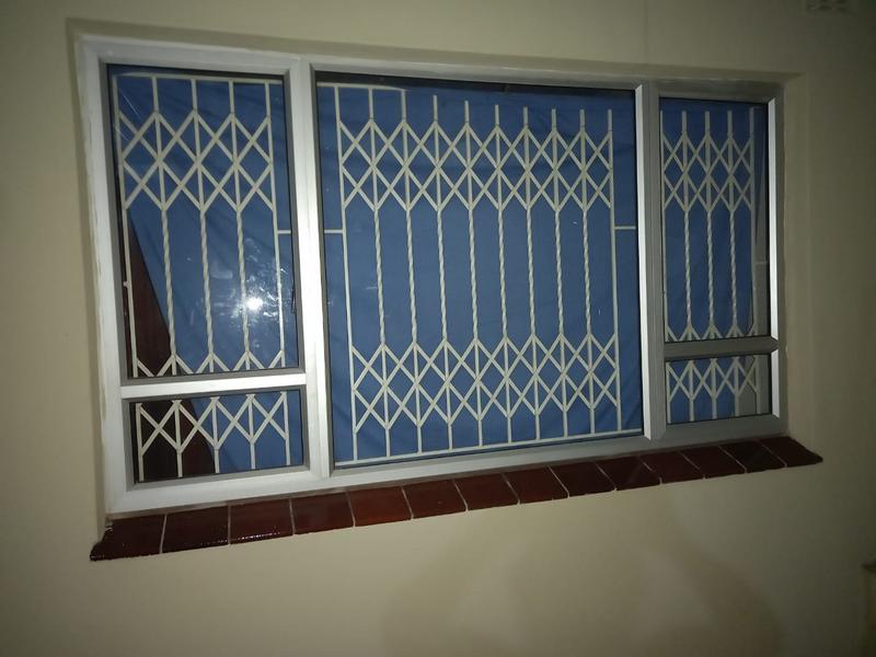 To Let 2 Bedroom Property for Rent in Chatsworth KwaZulu-Natal