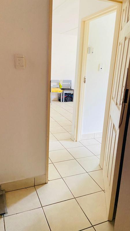 2 Bedroom Property for Sale in Amanzimtoti KwaZulu-Natal