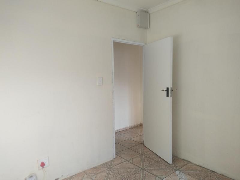 To Let 3 Bedroom Property for Rent in Margate KwaZulu-Natal