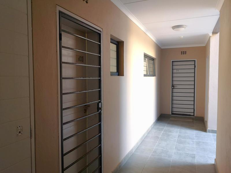 To Let 2 Bedroom Property for Rent in Amanzimtoti KwaZulu-Natal