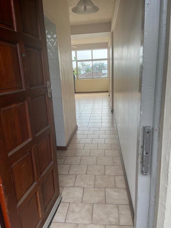 2 Bedroom Property for Sale in Amanzimtoti KwaZulu-Natal