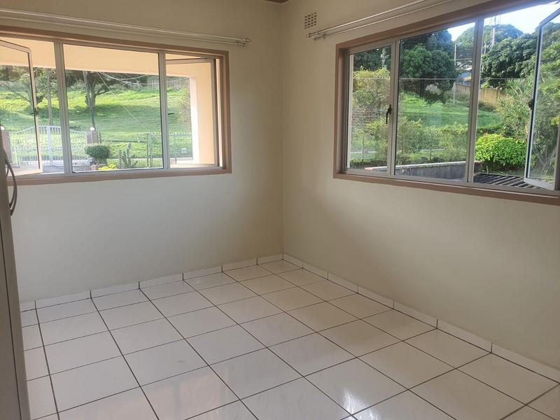 To Let 2 Bedroom Property for Rent in Escombe KwaZulu-Natal