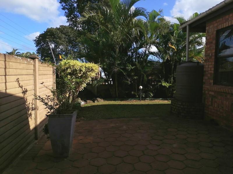 To Let 2 Bedroom Property for Rent in Birdswood KwaZulu-Natal