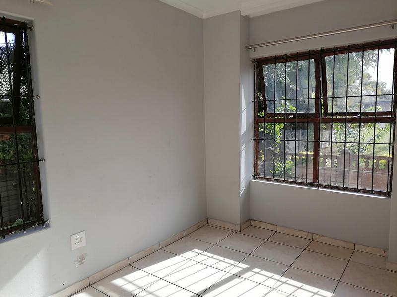 To Let 2 Bedroom Property for Rent in Birdswood KwaZulu-Natal