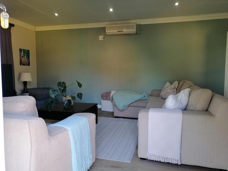 6 Bedroom Property for Sale in Meer En See KwaZulu-Natal