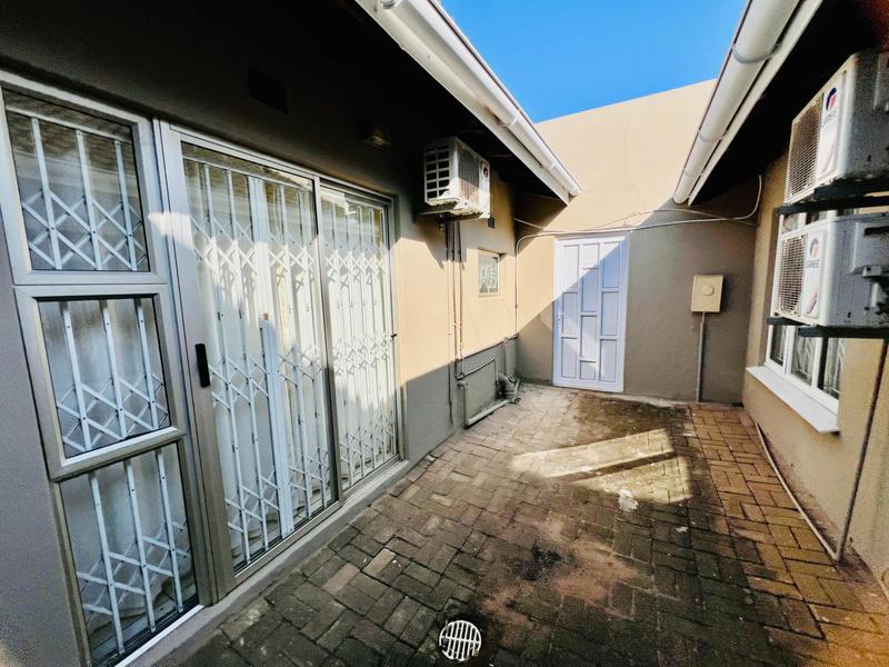 4 Bedroom Property for Sale in Castle Hill KwaZulu-Natal