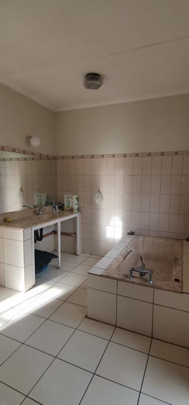 To Let 3 Bedroom Property for Rent in Empangeni Central KwaZulu-Natal