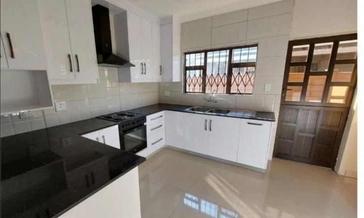 4 Bedroom Property for Sale in Brackenham KwaZulu-Natal