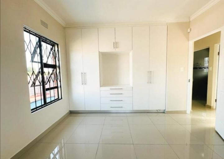 4 Bedroom Property for Sale in Brackenham KwaZulu-Natal