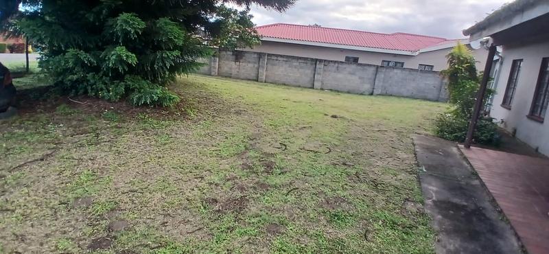 3 Bedroom Property for Sale in Esikhawini KwaZulu-Natal