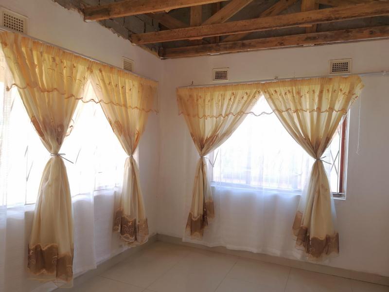 To Let 1 Bedroom Property for Rent in Umlazi KwaZulu-Natal